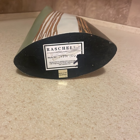 Raschella lightening & accessories vase - Picture 4 of 5